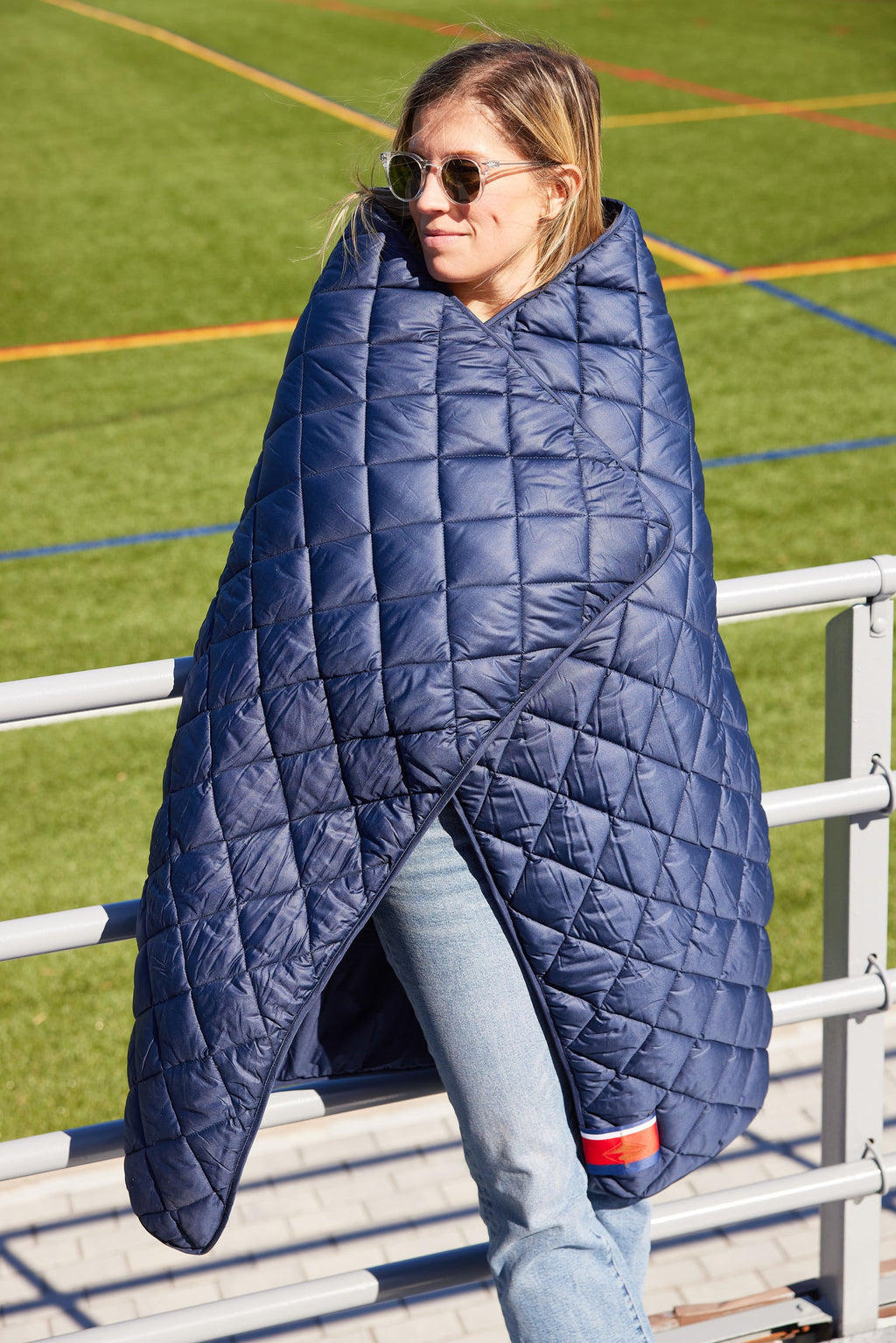 Waterproof Puffer Blanket with Pockets