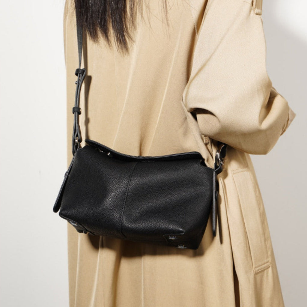 Elegant Leather Underarm Bag