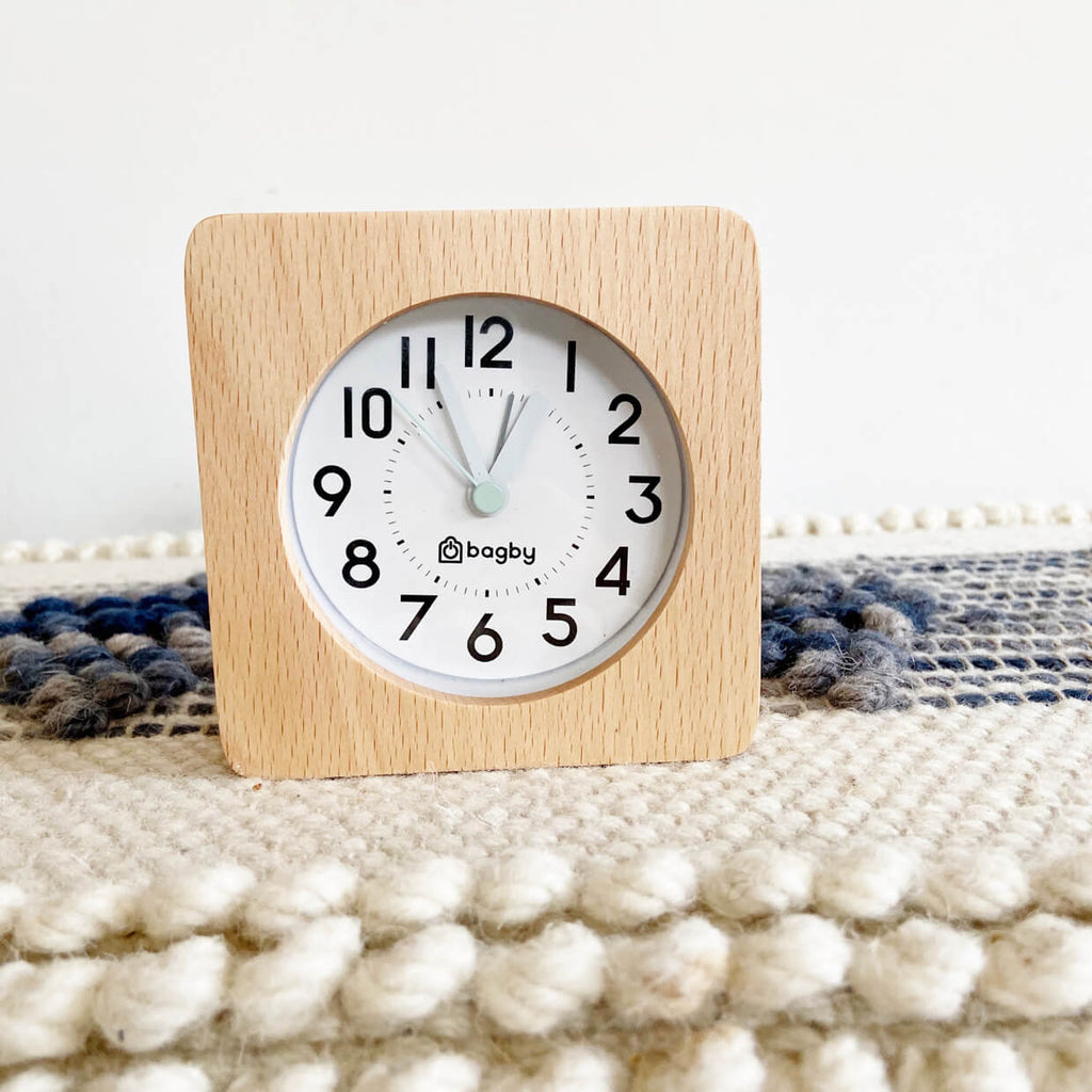 Bagby FARMHOUSE – Silent Alarm Clock
