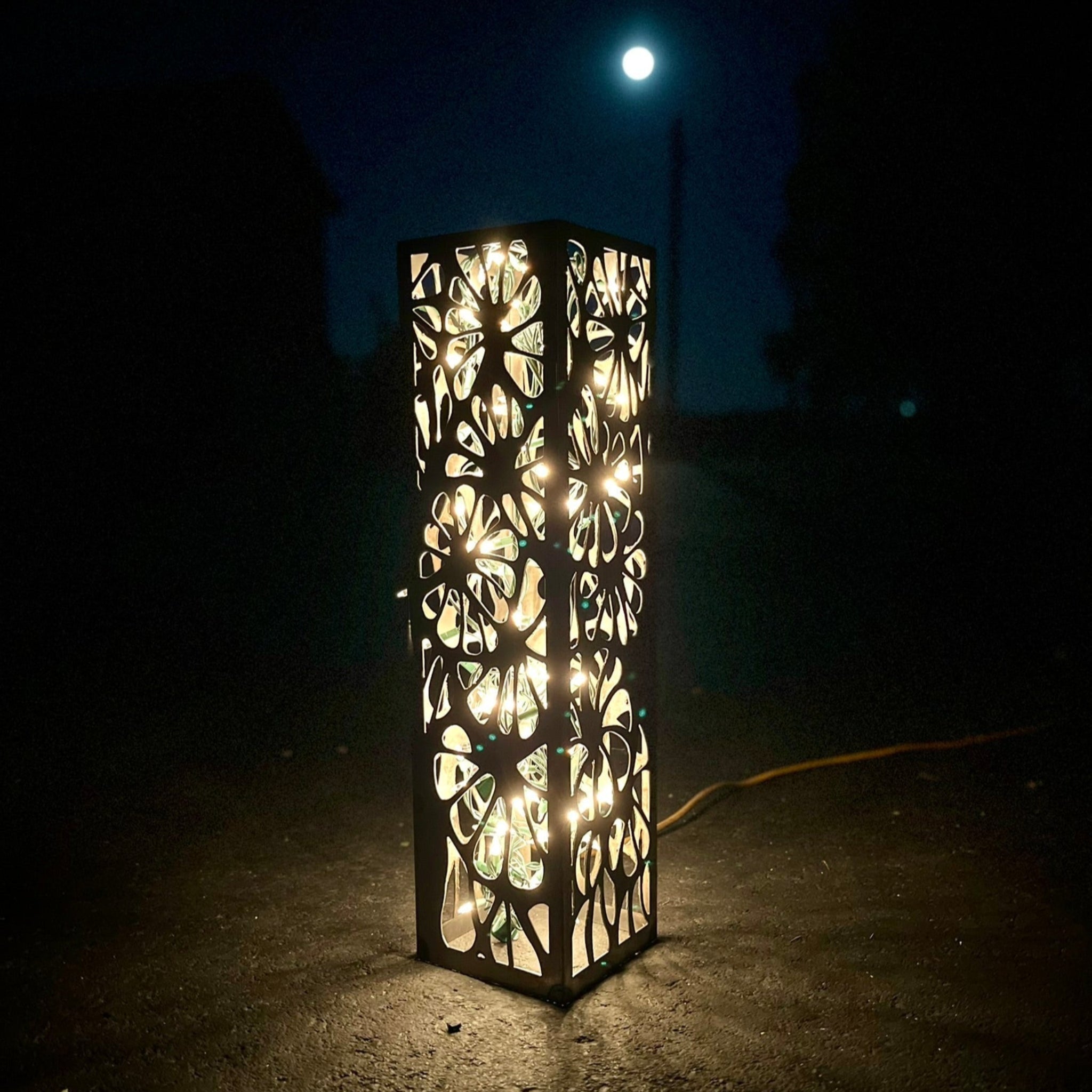 Floral Burst Steel Solar Luminary Pillar