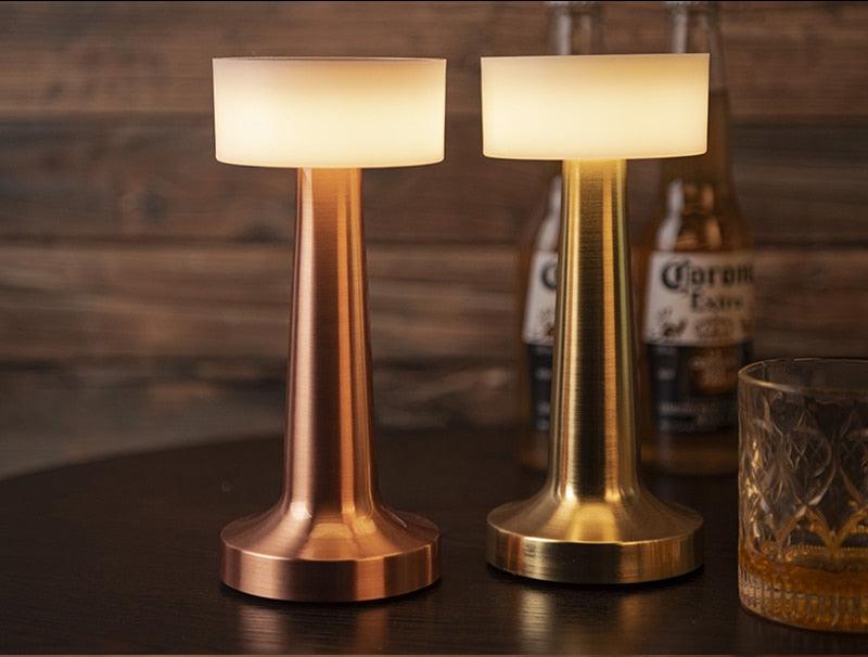 USB Dimming LED Table Lamp with Wireless Charging